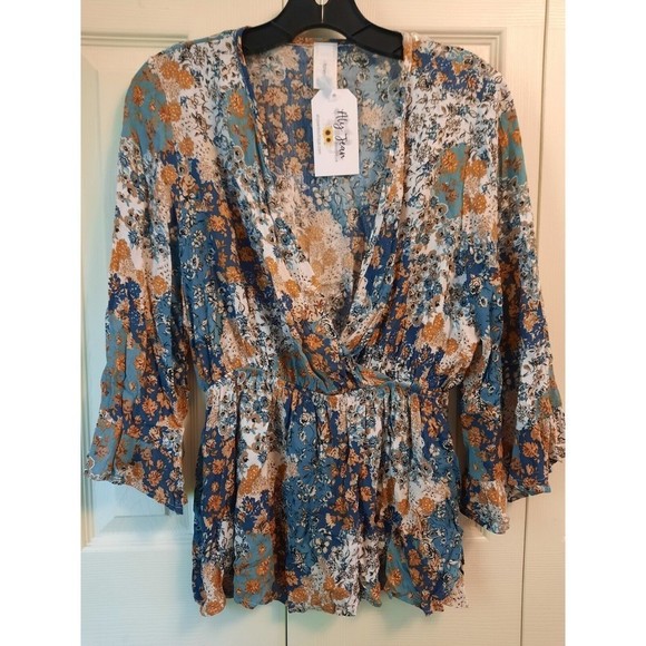 Womens M Medium Relaxed Floral Top Tiered Ruffle Bell Sleeve Blue Honeyme NWT - Picture 1 of 9